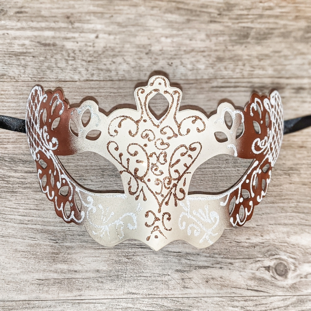 Ladies Masquerade Mask in Rose Gold & Ivory Crème | Mardi Gras Mask